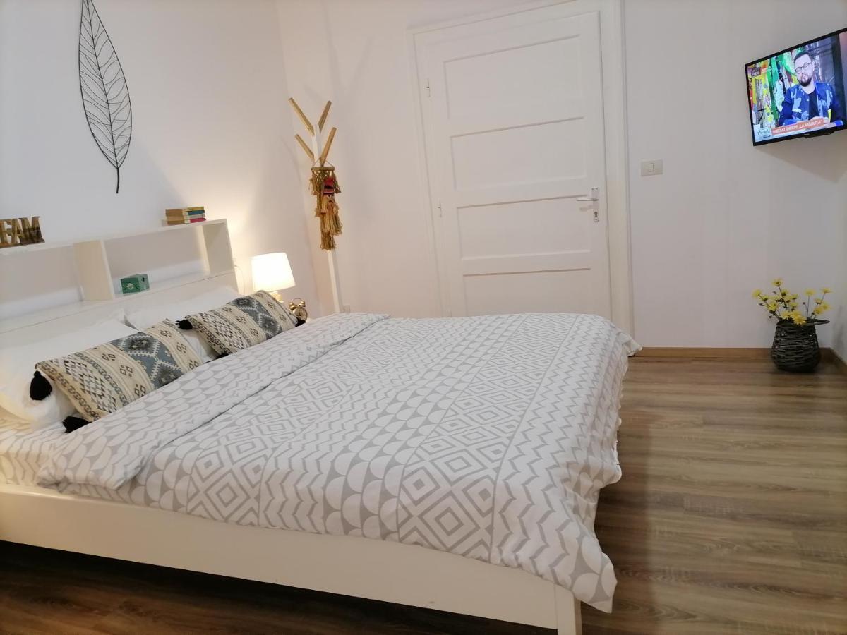 דירות בראשוב Casa Bologna מראה חיצוני תמונה
