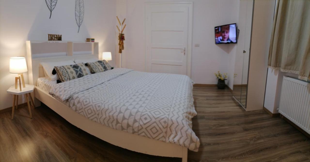דירות בראשוב Casa Bologna מראה חיצוני תמונה